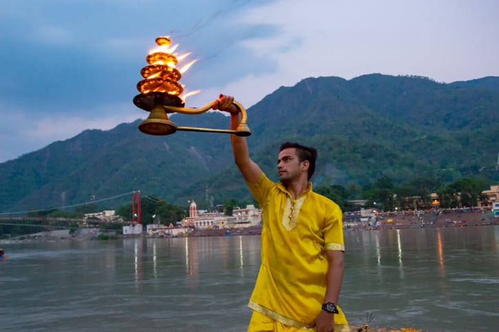 Divine Ganga Aarti & Yagna at Rishikesh